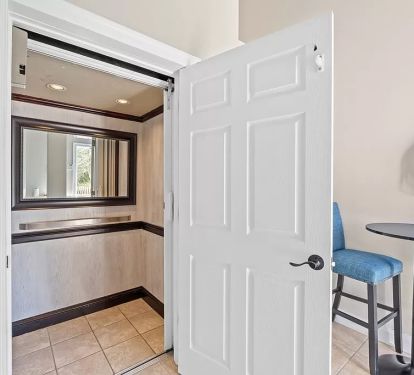 Ground Level Entryway with Elevator