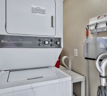 Washer/dryer in unit