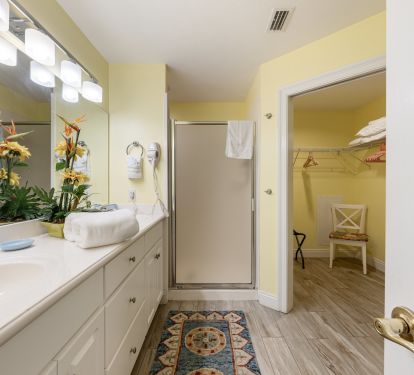 Walk in shower with double head!