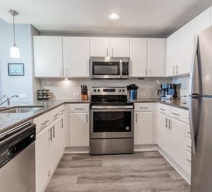 Fully stocked kitchen, Keurig duo coffee maker, spices 