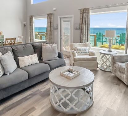 Gorgeous Gulf views from newly renovated 3/2