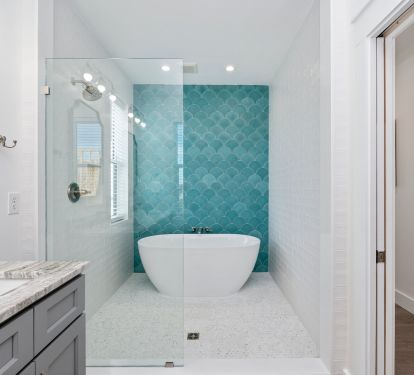 Sundial-5 King size Bathroom