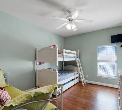 Bunk Beds with trundle and day bed with trundle