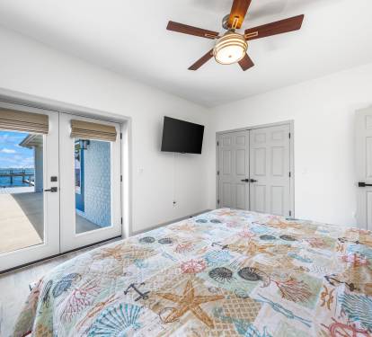 Beautiful water views while laying in bed with your morning cup of Joe