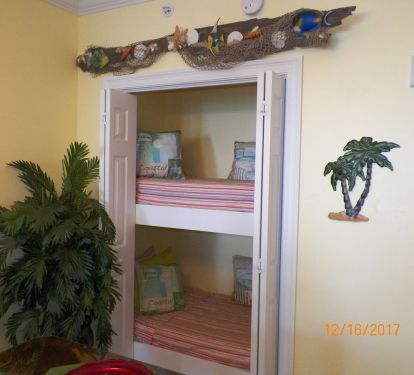CHILDREN LOVE THESE COZY BUNK BEDS