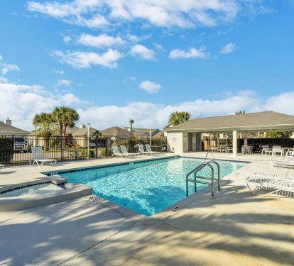 Community pool!