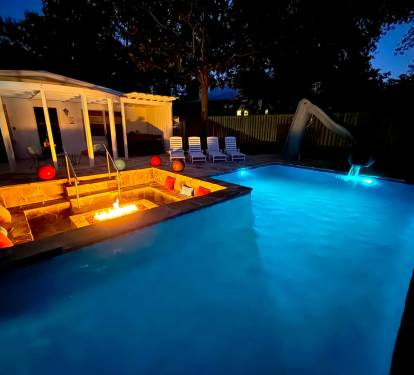 Where every night feels like a getaway - Pool dips &amp; fire pit sips!