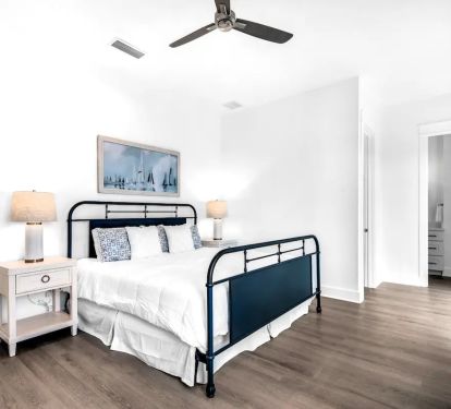 Horizon-22 Bedroom 1 Pic1: 2nd floor. King bedroom with private bath (sleeps 2)