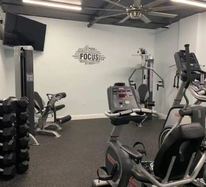 Islander Gym