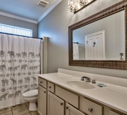 2nd Floor en suite full bathroom also accessible from landing
