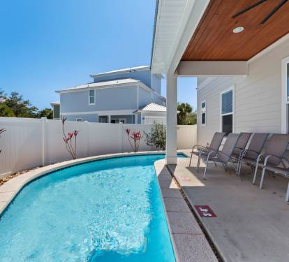 Private Pool with Seating