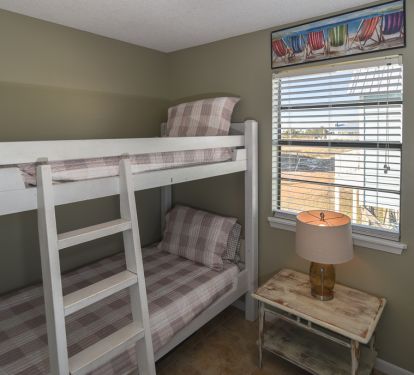 Bunk bedroom
