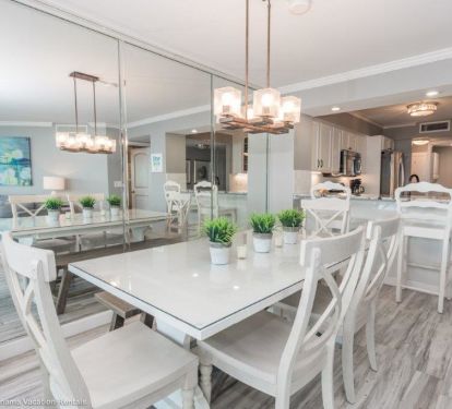 Dining with Seating for 6