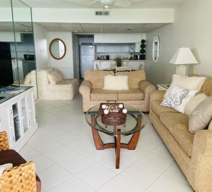 Living, Dining &amp; Kitchen Area with Gulf View!