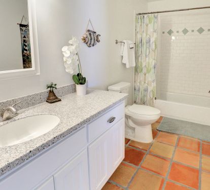 Upper Level Primary Bedroom En Suite