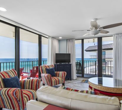 Living Room with incredible view