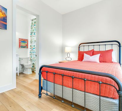 Queen Bedroom Suite