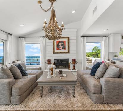 Living Room w/Fireplace
