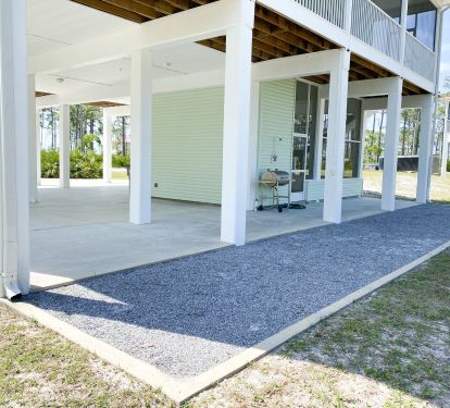 bottom screened in porch, grill, plenty of parking