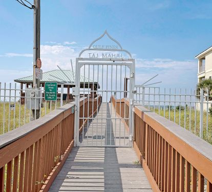 Also includes entry to private beautiful gulf beach
