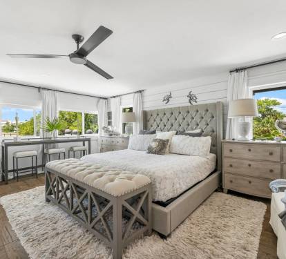 Master King Bedroom