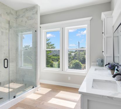 2nd floor king suite bathroom