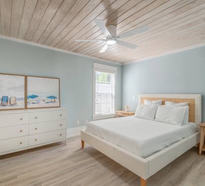 Comfortable first floor primary with ensuite bath