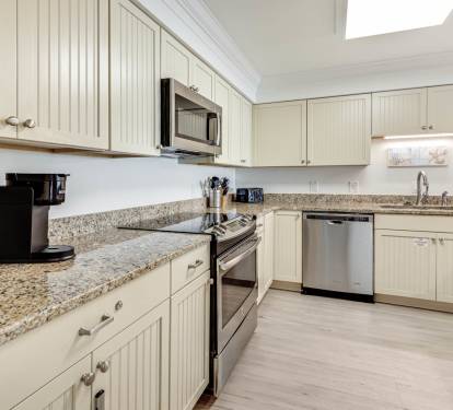Fully equipped kitchen