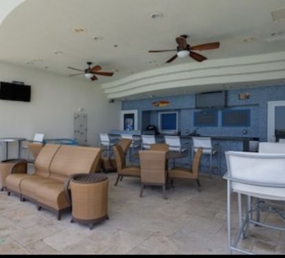 Outdoor Wine Bar