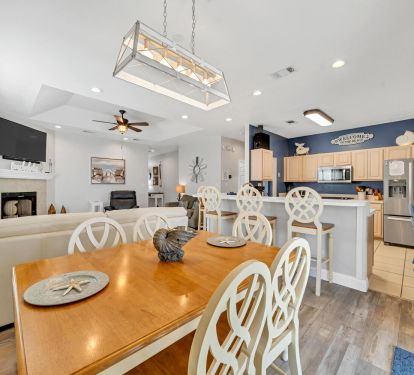 Spacious floor plan!