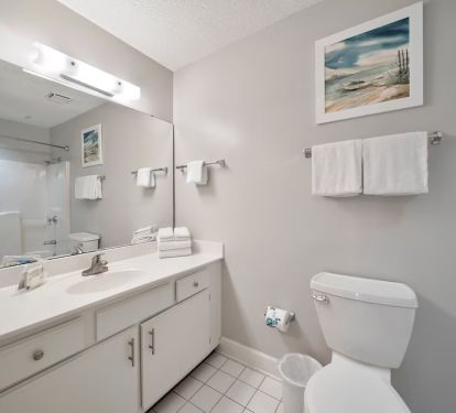Bedroom 2 en suite Bathroom