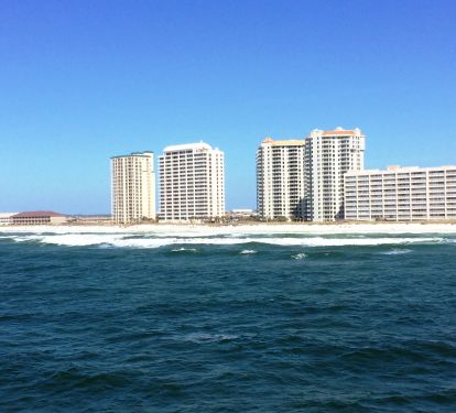 Beach Colony East Resort, Located between Destin and Pensacola Beach