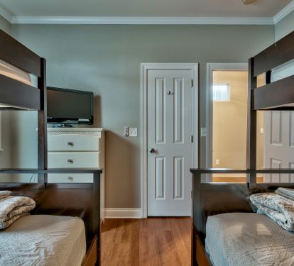 Bedroom # 3 - 2nd Flr, 2 Bunks, twins over fulls, flat screen &amp; dvd
