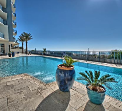 Sterling Breeze - Beachfront Condo!_1
