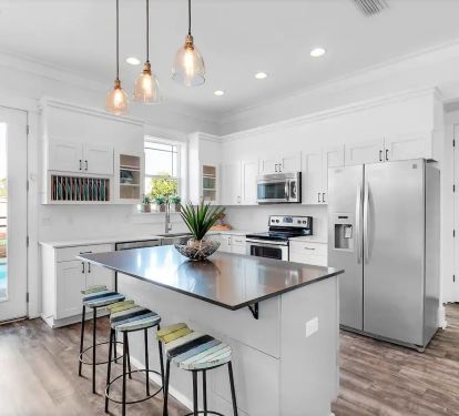 Freestyle-11 pool is conveniently located off the kitchen...making outdoor dining a breeze!