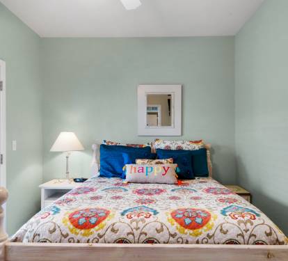 Queen Bed Upstairs