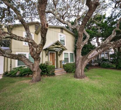 Eddyland, in the heart of Grayton Beach!