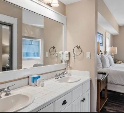 Master Bath_02