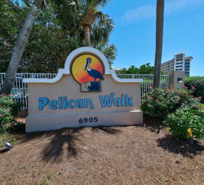 Resort street sign at 6905 Thomas Drive 