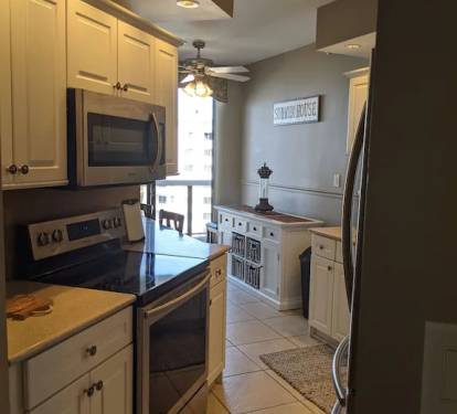 Fully equipped kitchen