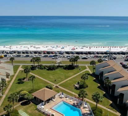 How close to the beach you ask?  An easy 2 minute walk!