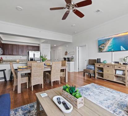 No crowding here, this property gets comments all the time on how big it is in person.