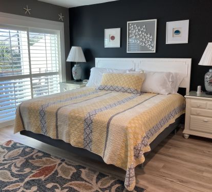 3rd floor bedroom with king size bed