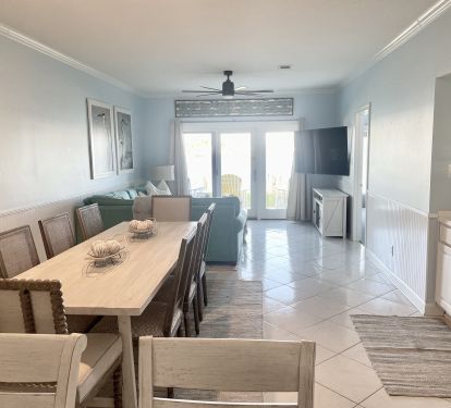 VERY SPACIOUS! DINING, LIVING ROOM &amp; BEAUTIFUL VIEWS OF OLD RIVER FROM KITCHEN