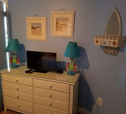 Bunk room with a tv for the kids! 