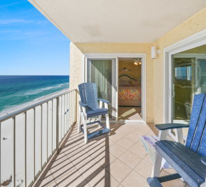 Balcony chairs with perfect height to see the beautiful gulf view.