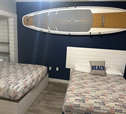 2nd Bdrm - 2 Queens