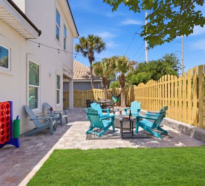 Spacious backyard