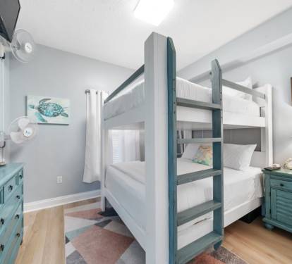 Queen over queen bunks