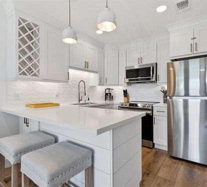 Gorgeous Kitchen with everything you need!